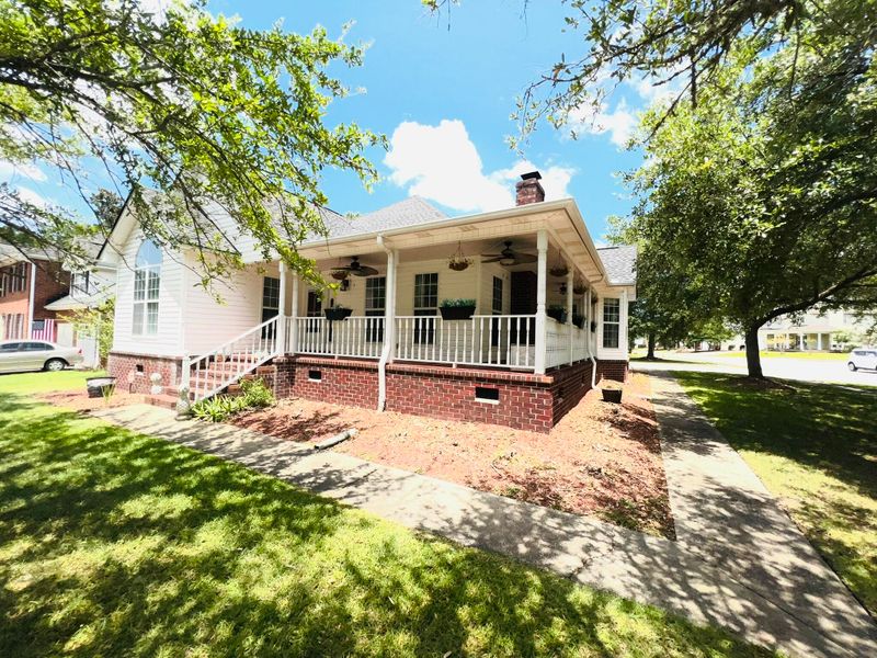 109 Winding Rock Rd, Goose Creek, SC 29445