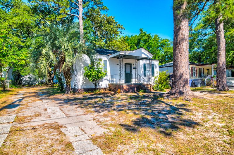 2634 Woodlawn Ave, North Charleston, SC 29405