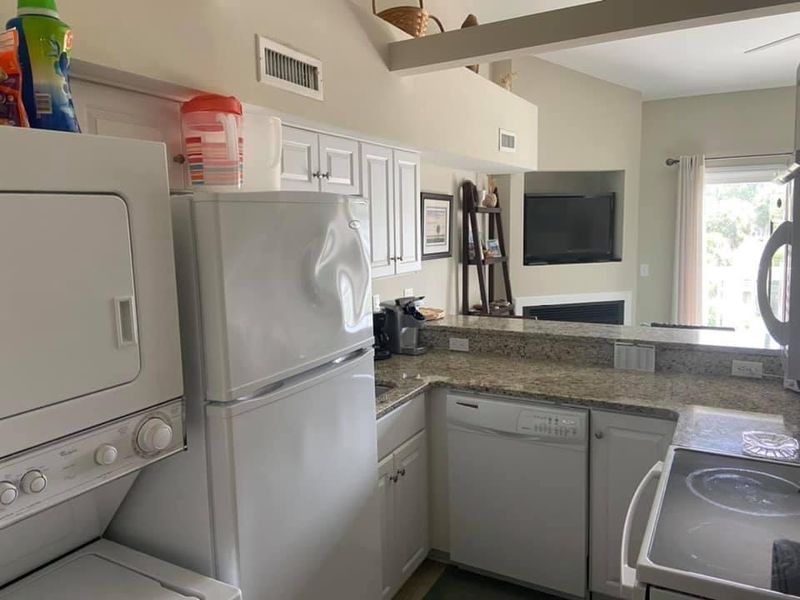 289 Sea Cloud Cir, Edisto Island, SC 29438