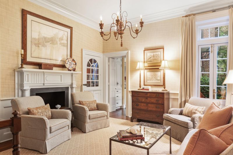 96 King St, Charleston, SC 29401