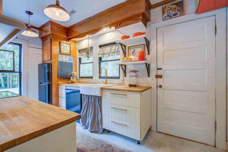 7341 Highway 162, Hollywood, SC 29449