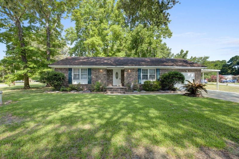 363 Oxford Rd, Ladson, SC 29456