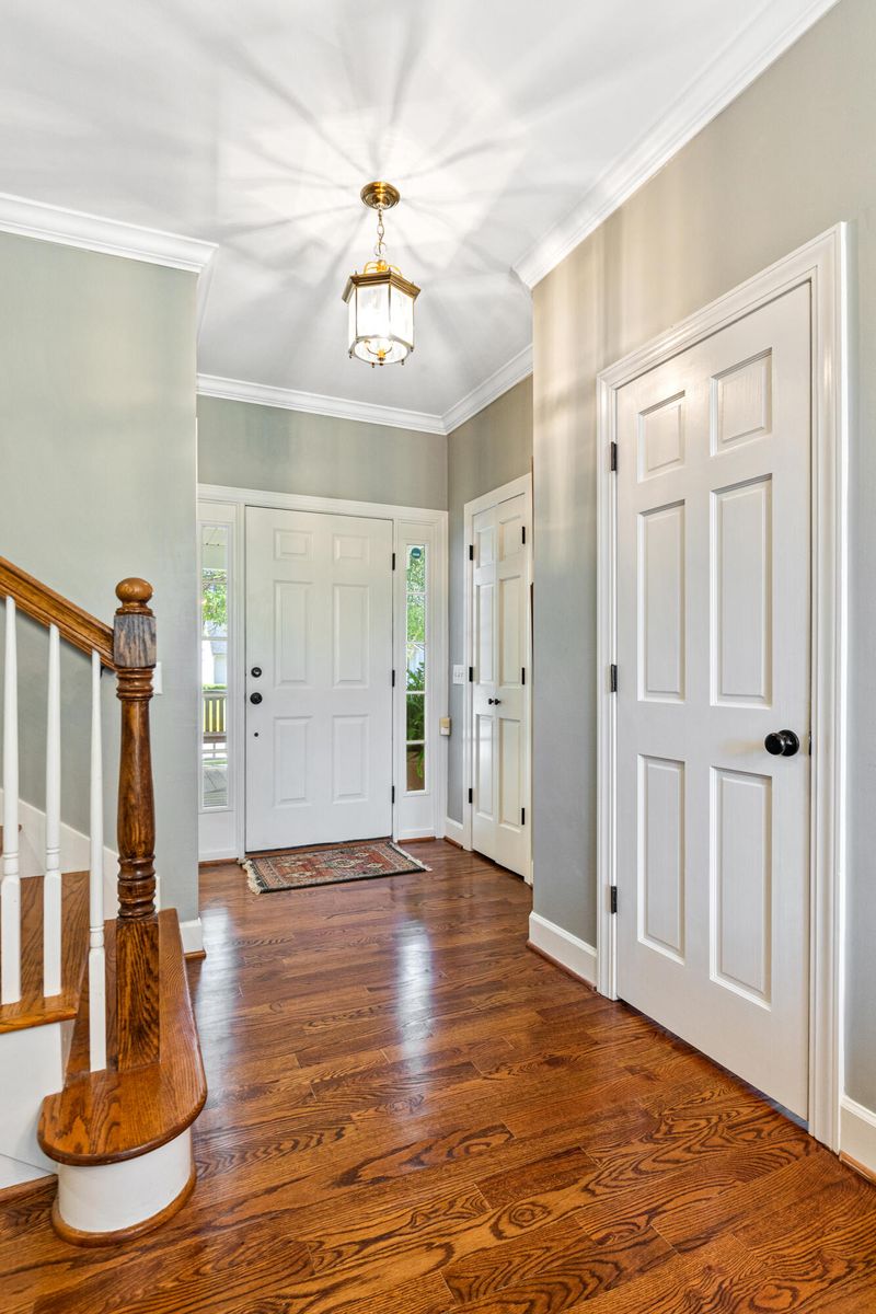 588 Fishermans Bend, Mount Pleasant, SC 29464