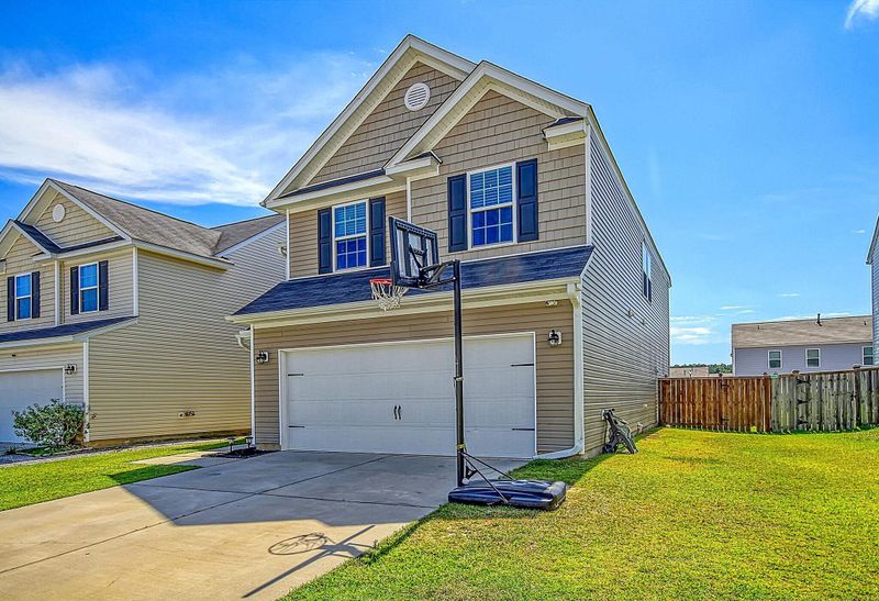 200 Longford Dr, Summerville, SC 29483