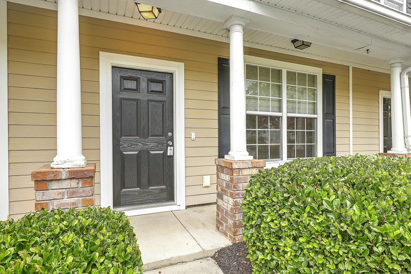 706 Hemingway Cir, Summerville, SC 29483