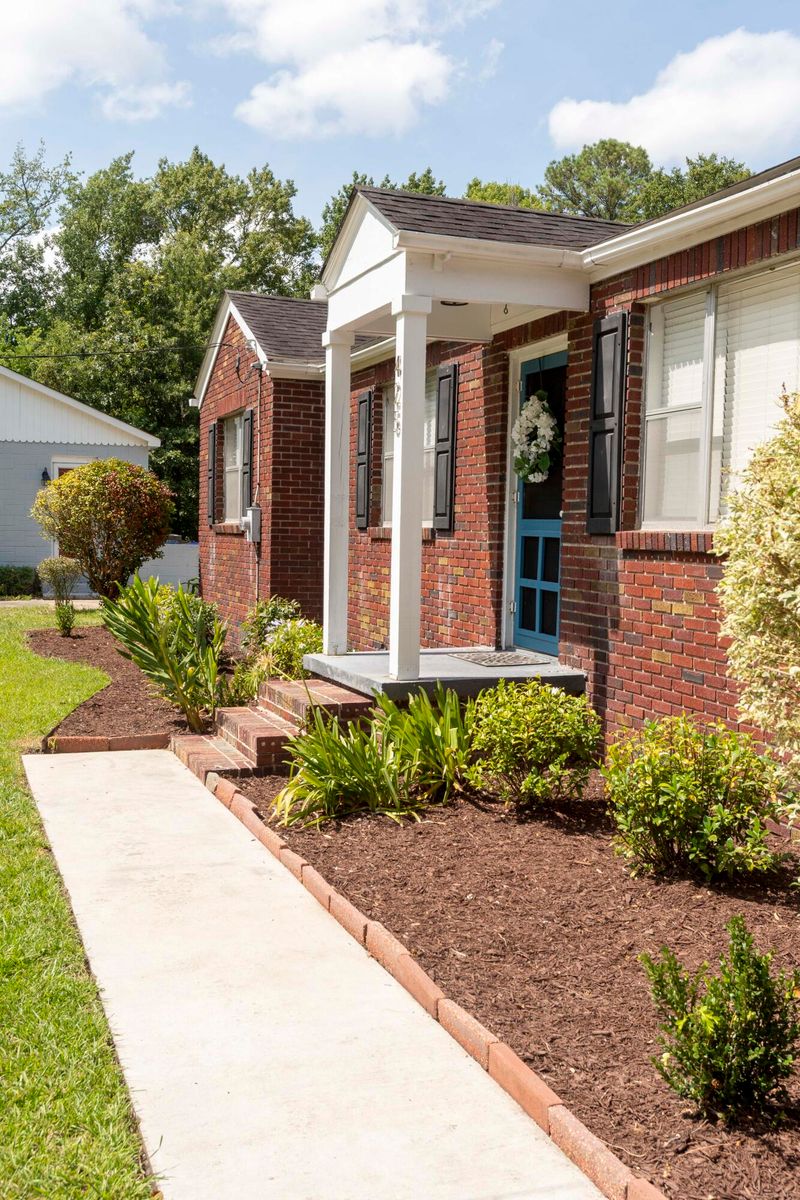 425 Wappoo Rd, Charleston, SC 29407