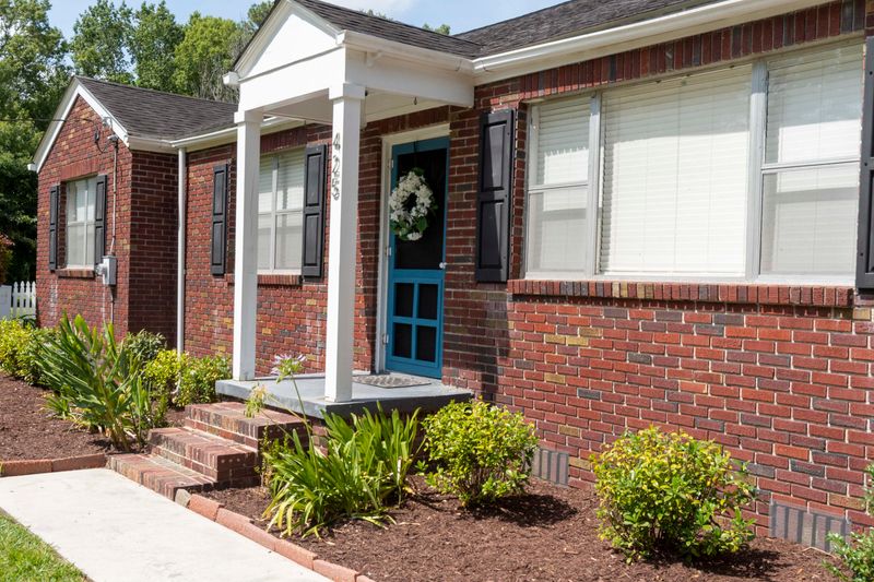 425 Wappoo Rd, Charleston, SC 29407