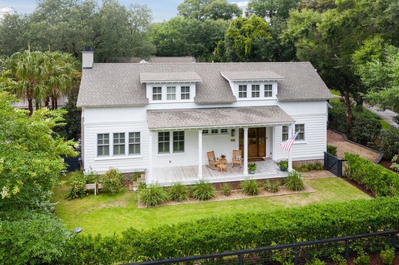 110 Freeman St, Mount Pleasant, SC 29464