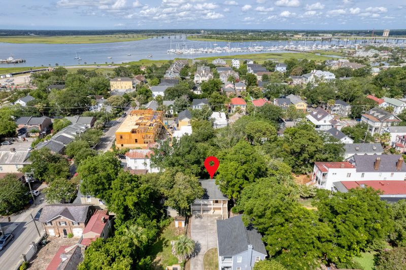 69 Ashley Ave #C, Charleston, SC 29401