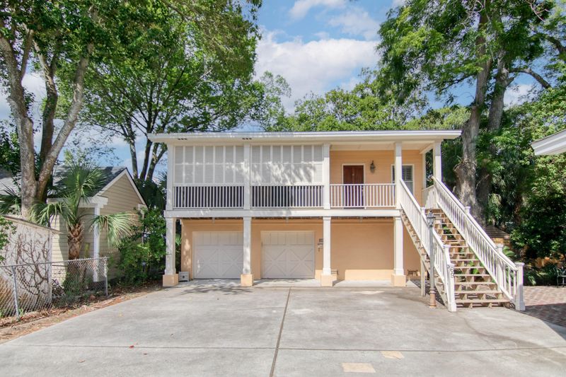 69 Ashley Ave #C, Charleston, SC 29401