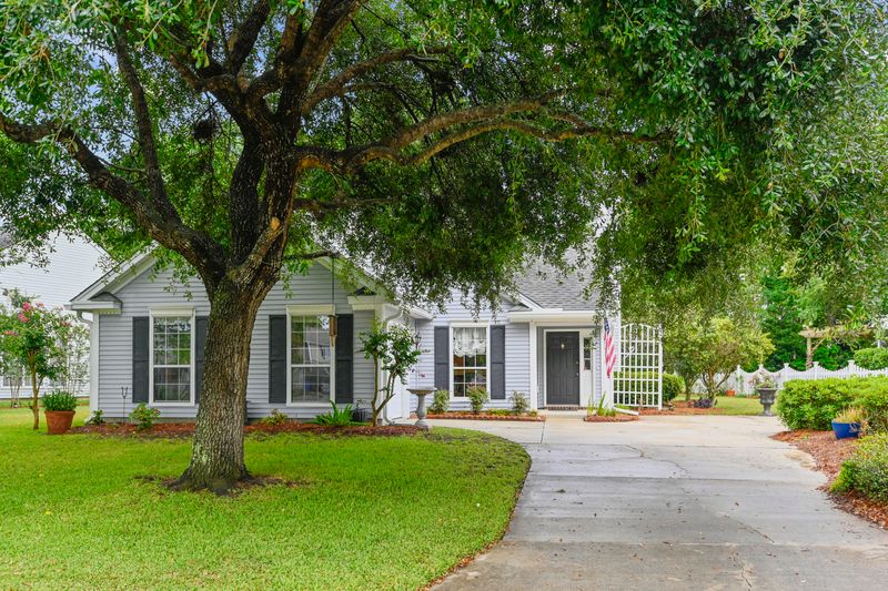 257 Mossy Oak Way, Mount Pleasant, SC 29464