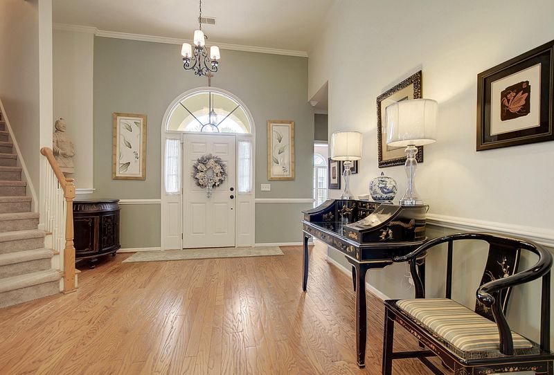 319 Cabrill Dr, Charleston, SC 29414
