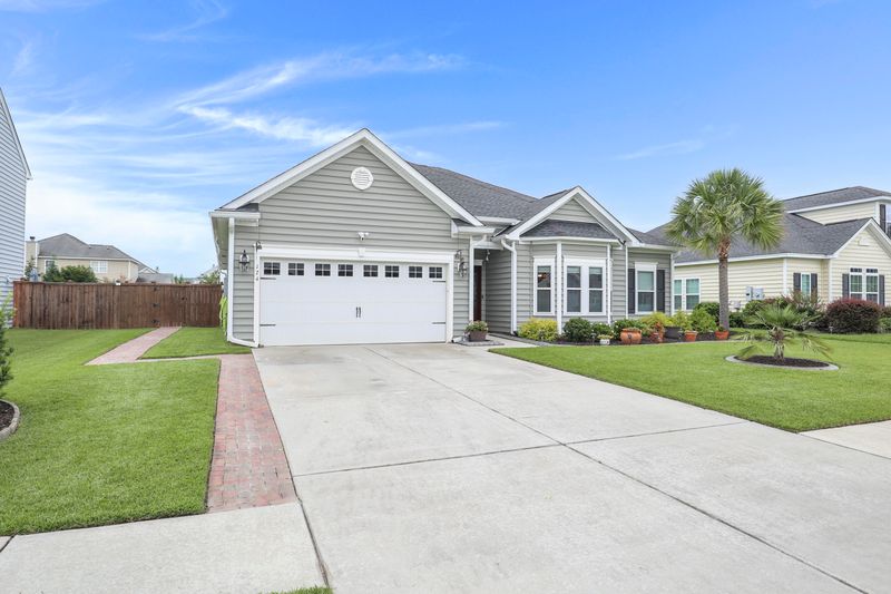 174 Berwick Dr, Summerville, SC 29483
