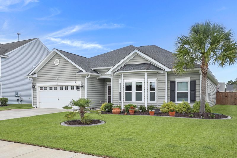 174 Berwick Dr, Summerville, SC 29483