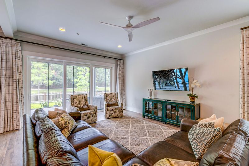 2256 Primus Rd, Mount Pleasant, SC 29466