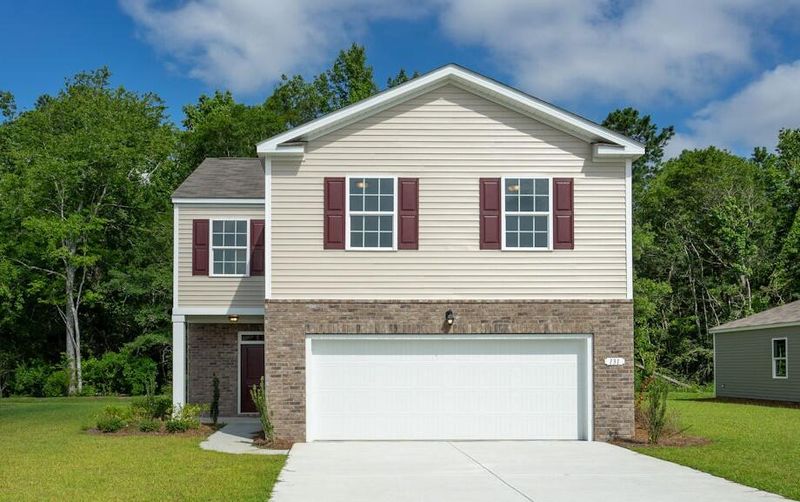 424 Eastern Pine Dr, Summerville, SC 29486