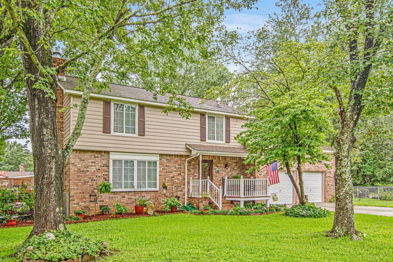104 Woodbridge Dr, Summerville, SC 29486