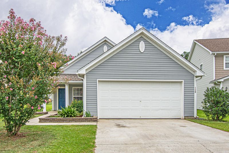 128 Kimberton Ave, Moncks Corner, SC 29461