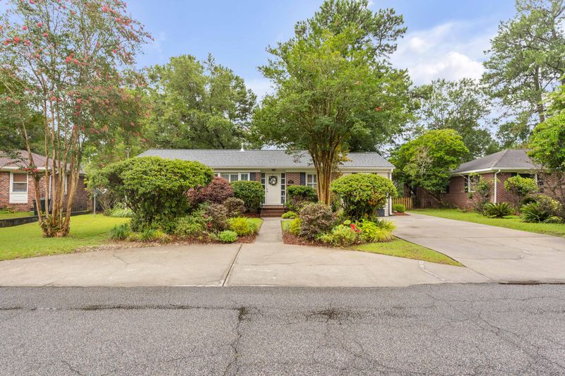 1055 Keats Rd, Charleston, SC 29407
