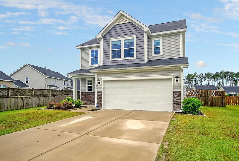 303 Saucer Rd, Summerville, SC 29483