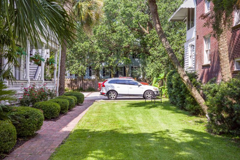 58 Rutledge Ave #B, Charleston, SC 29401