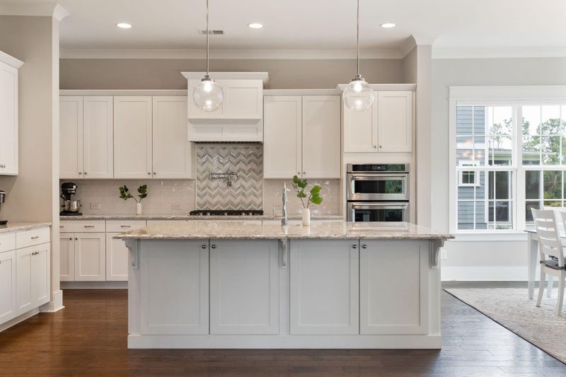 2990 Clearwater Dr, Mount Pleasant, SC 29466