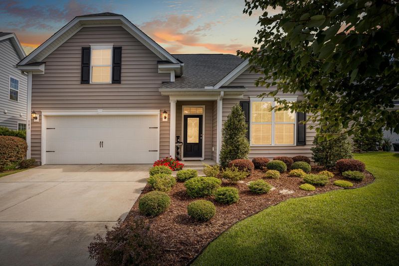 183 Waccamaw Cir, Moncks Corner, SC 29461