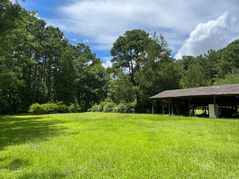 685 Main Rd, Johns Island, SC 29455