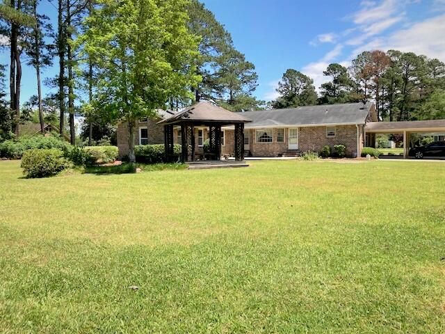 158 Sarah St, Saint George, SC 29477