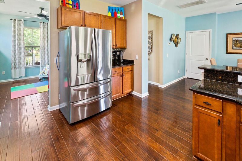213 Old Savannah Dr, Goose Creek, SC 29445