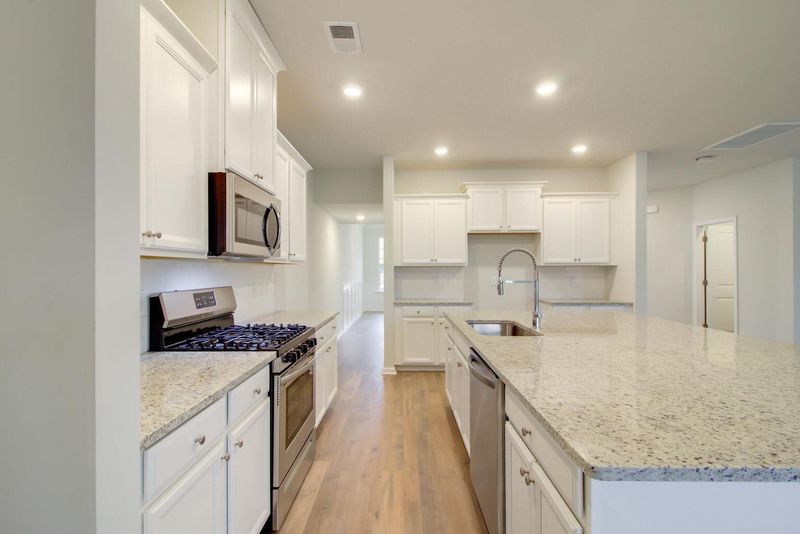 6968 Pumpkinseed Dr, Johns Island, SC 29455