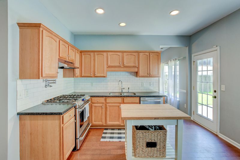 2825 August Rd, Johns Island, SC 29455