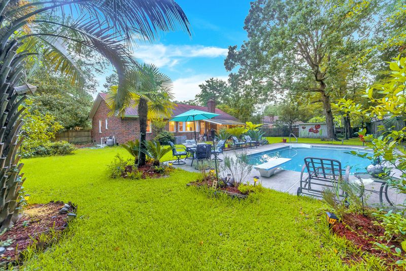 108 Four Iron Dr, Summerville, SC 29483