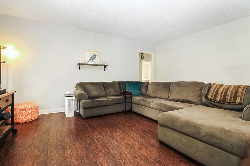 4333 Spur St, North Charleston, SC 29405