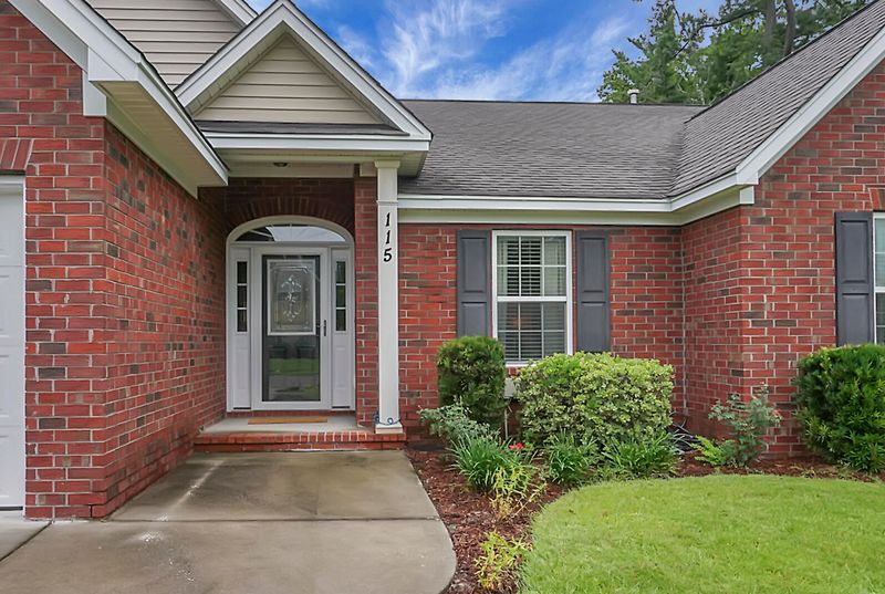 115 Torrey Pines Dr, Summerville, SC 29483