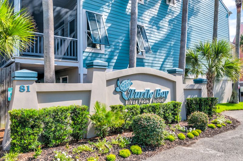 81 Sandbar Ln #4, Folly Beach, SC 29439