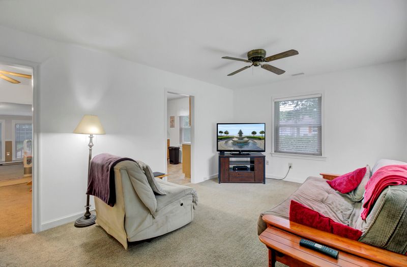 1009 Bradford Ave, Charleston, SC 29412