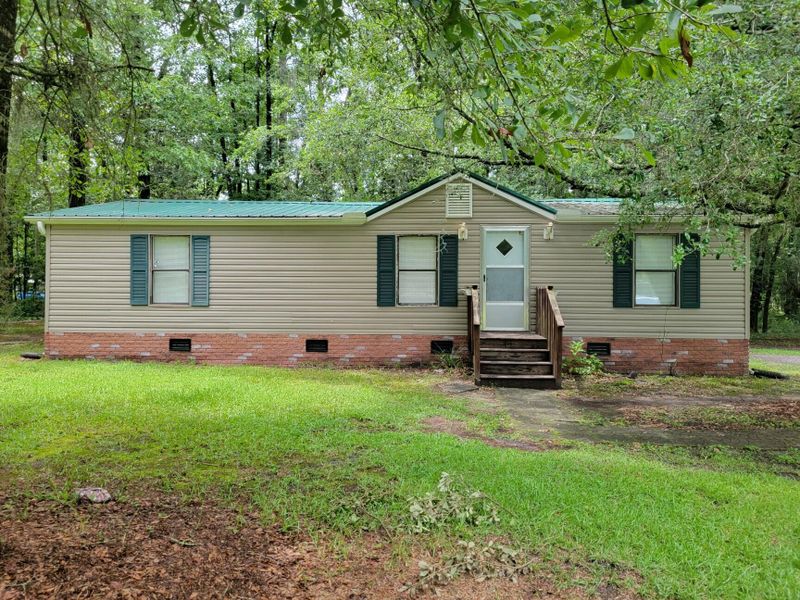 102 Rice Hope Dr, Moncks Corner, SC 29461