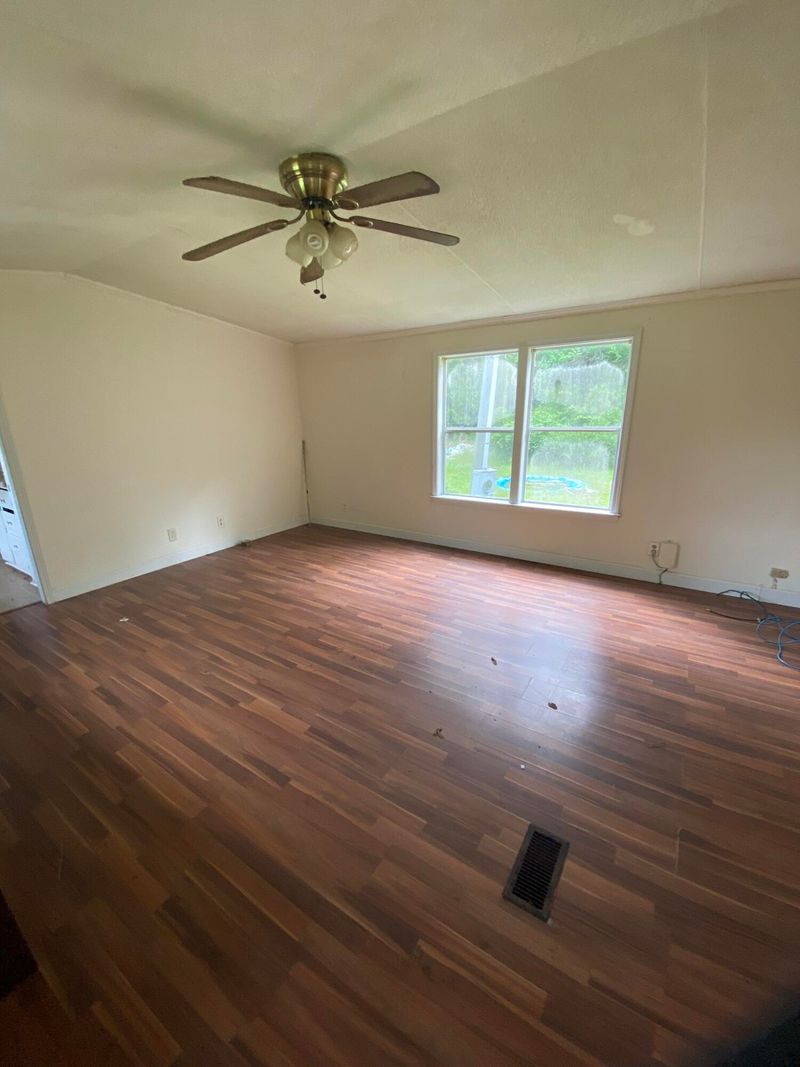 293 Mizell Rd, Dorchester, SC 29437