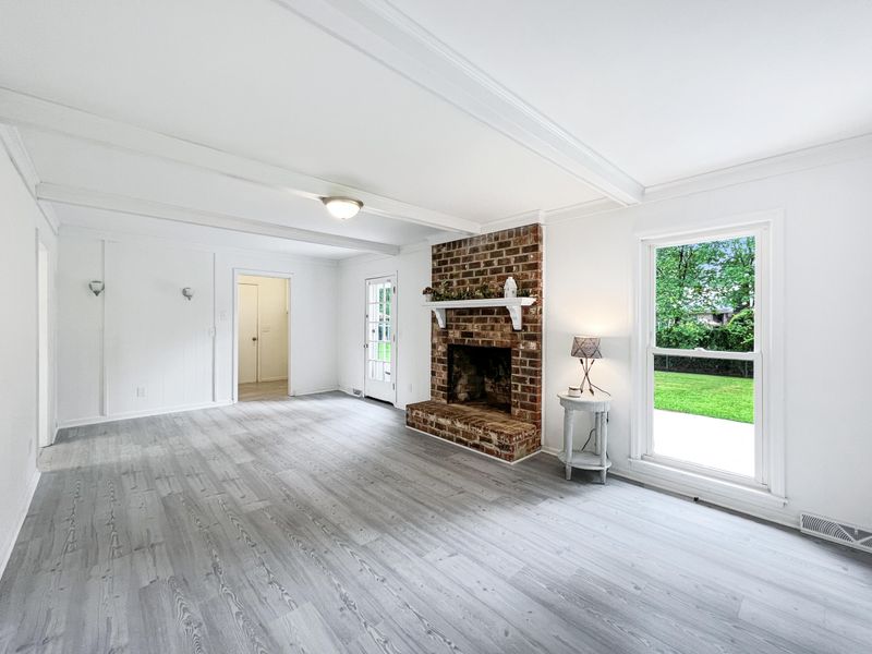 234 Barbara Dr, Ladson, SC 29456