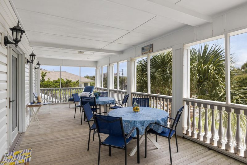 1004 W Ashley Ave, Folly Beach, SC 29439