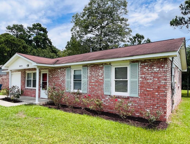 9872 Berrywood Dr, Ladson, SC 29456