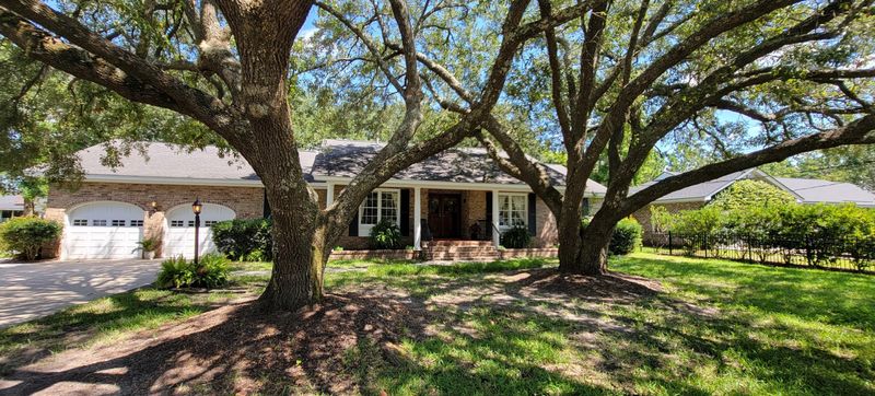 14 Lord Calvert Dr, Charleston, SC 29407