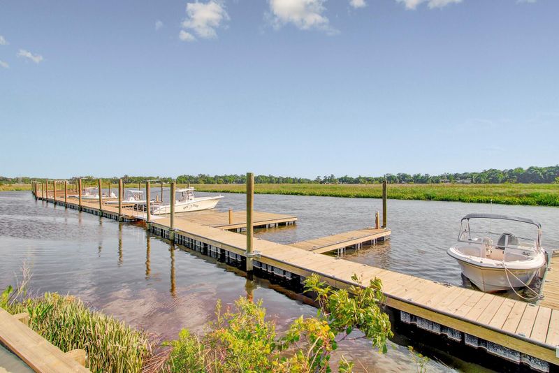 1011 W Patterson Point #10, Hanahan, SC 29410