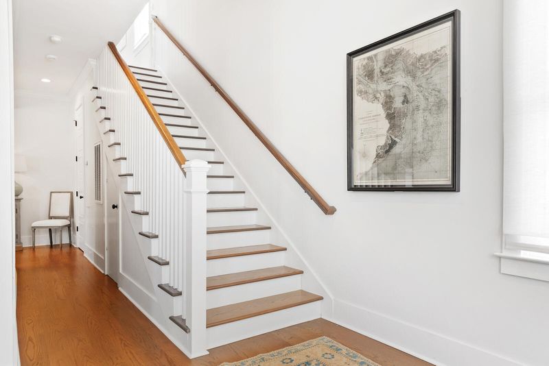 353 Ashley Ave, Charleston, SC 29403
