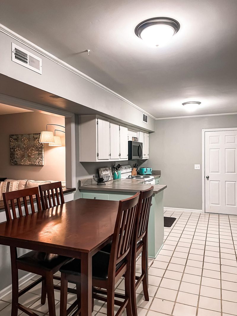 9 Poets Corner #12, Charleston, SC 29412