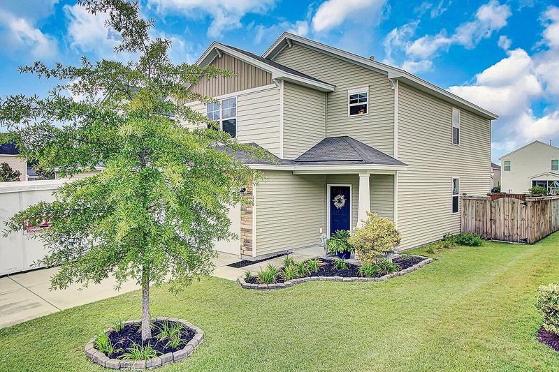 255 Cameron St, Summerville, SC 29486