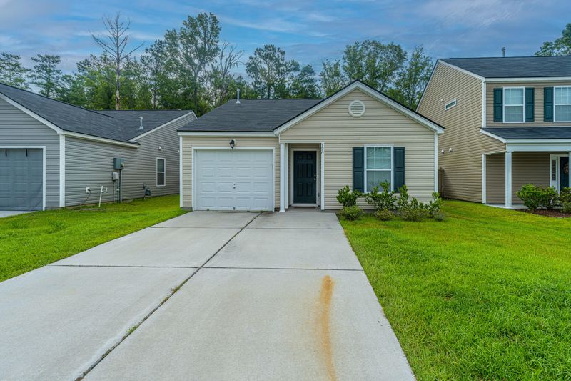 176 Brittondale Rd, Summerville, SC 29485