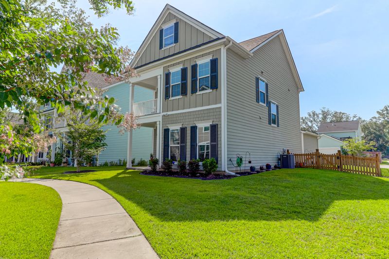 2402 Lilytree Dr, Charleston, SC 29414