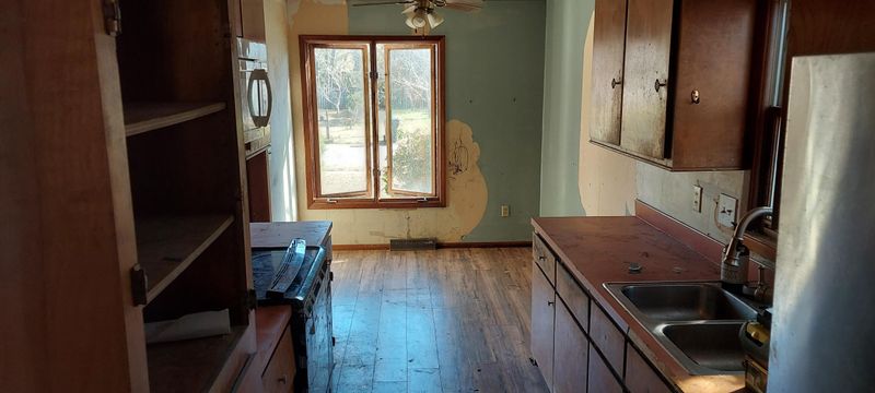 121 Durham Dr, Goose Creek, SC 29445